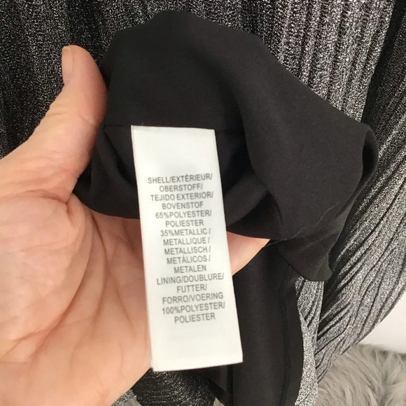 Aidan By Aidan Maddox Metallic Pleated Knit Formal Gown NWT Silver Black Size 2 - Picture 10 of 11